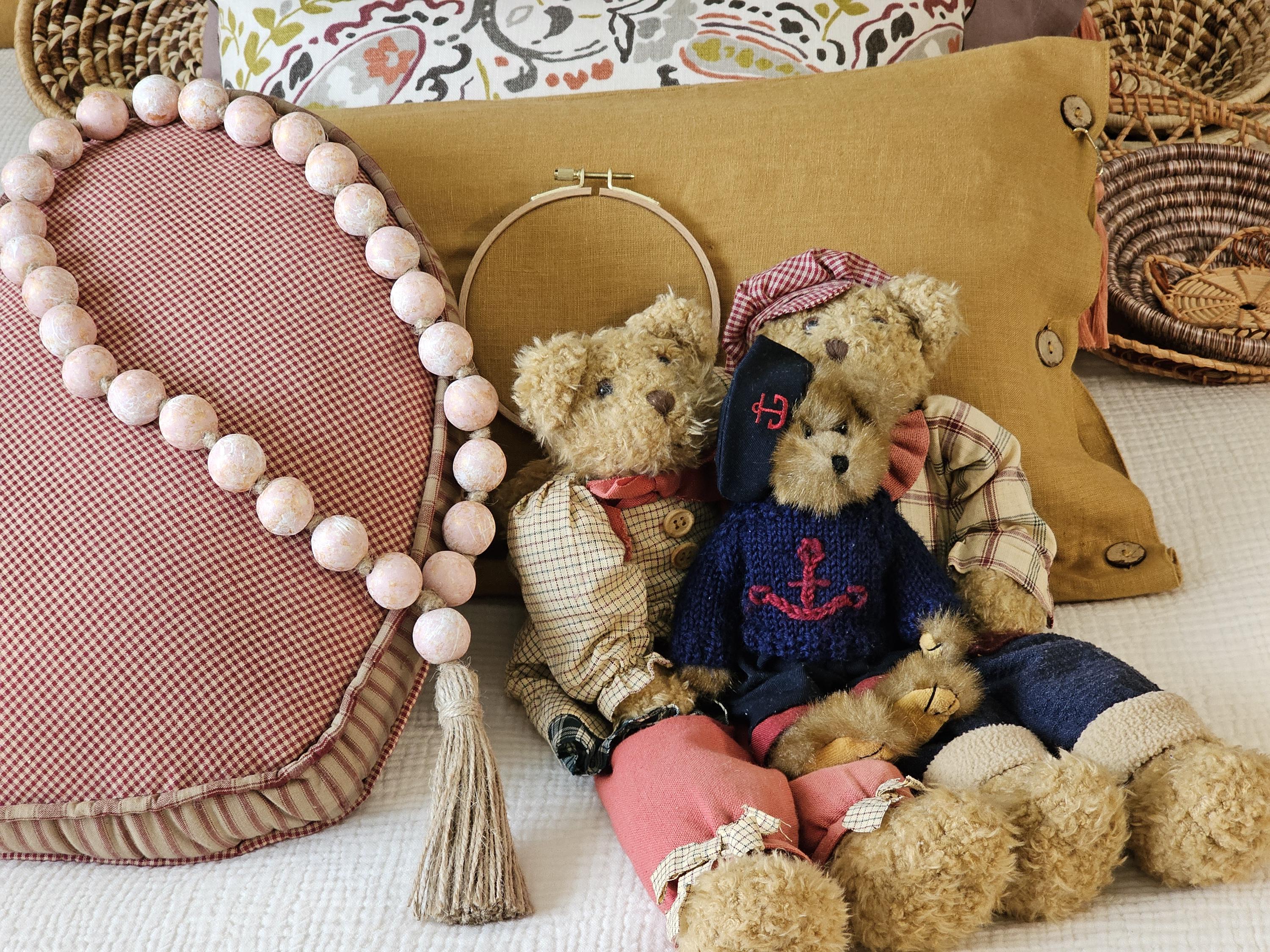 Creativity in Dialogue: How Your Feedback Shapes Our Handmade Home Decor